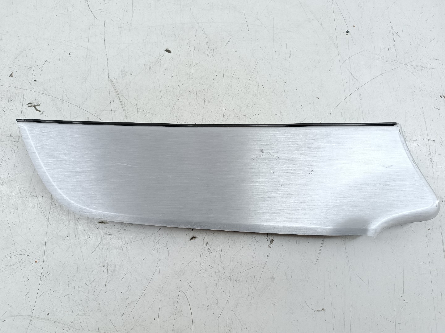 Acabamento de porta MERCEDES-BENZ CLA (C118) | 19 -  Imagem-5