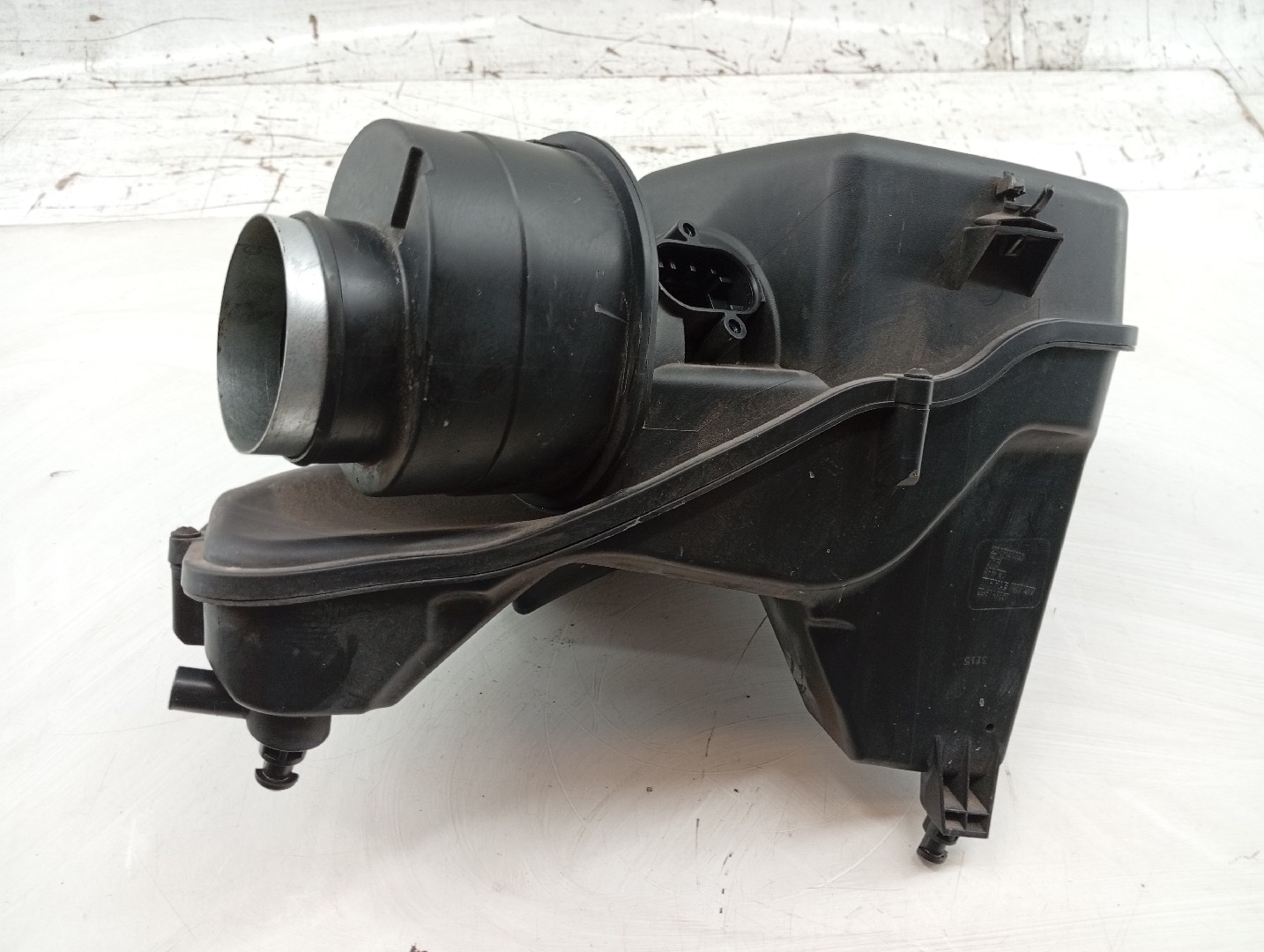 Caixa de filtro de ar OPEL ASTRA K (B16) | 15 - 