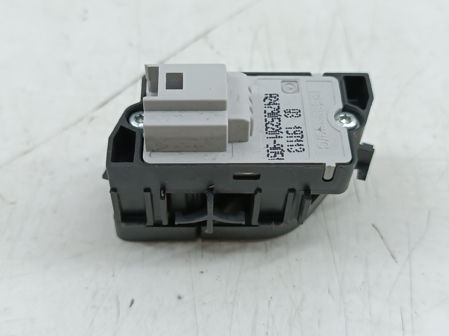 comutador de fecho central de portas MERCEDES-BENZ A-CLASS (W177) | 18 -  Imagem-2