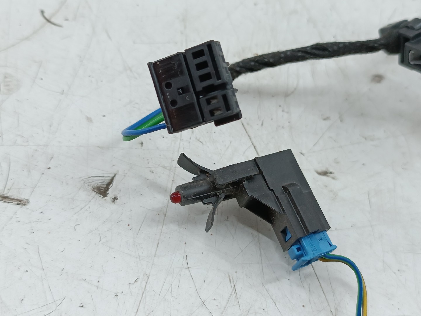 Instalação eléctrica porta frente esquerda MERCEDES-BENZ A-CLASS (W177) | 18 -  Imagem-3