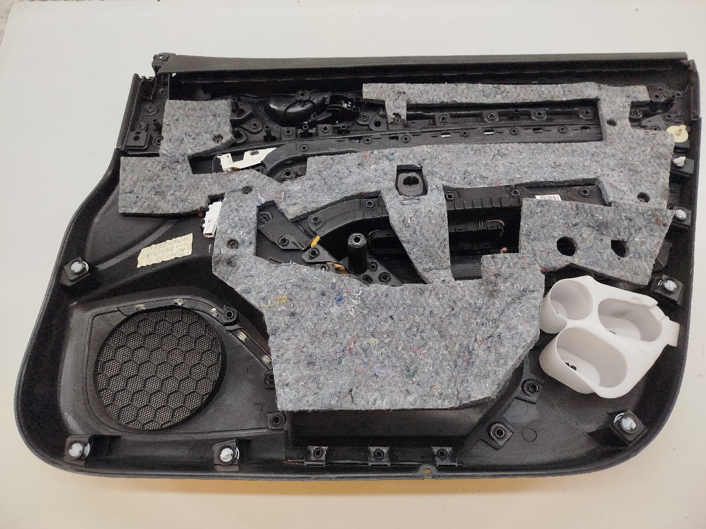 Quartela de porta frente esquerda RENAULT MEGANE IV Hatchback (B9A/M/N_) | 15 -  Imagem-3