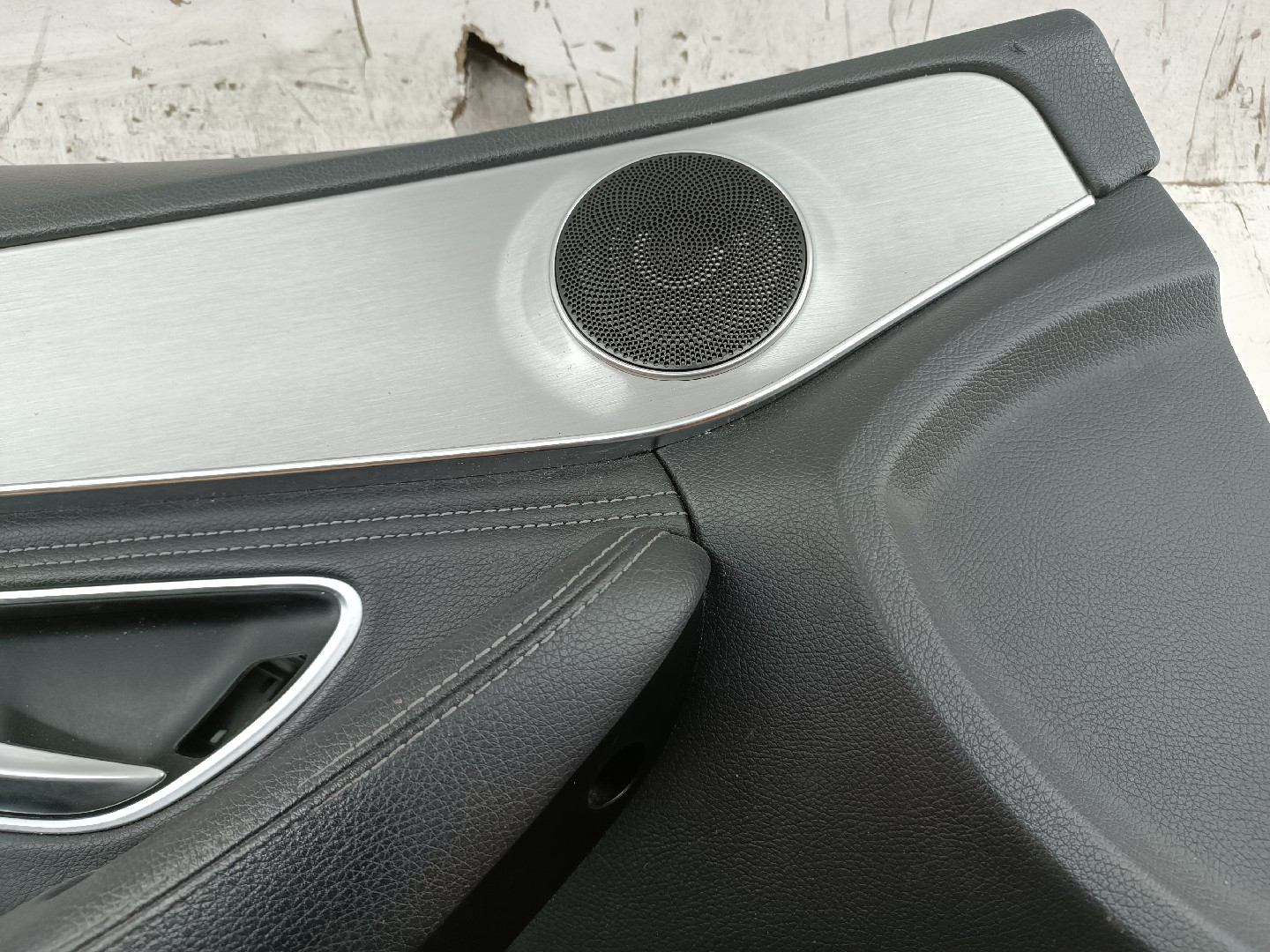 Quartela de porta frente esquerda MERCEDES-BENZ C-CLASS (W205) | 13 -  Imagem-11