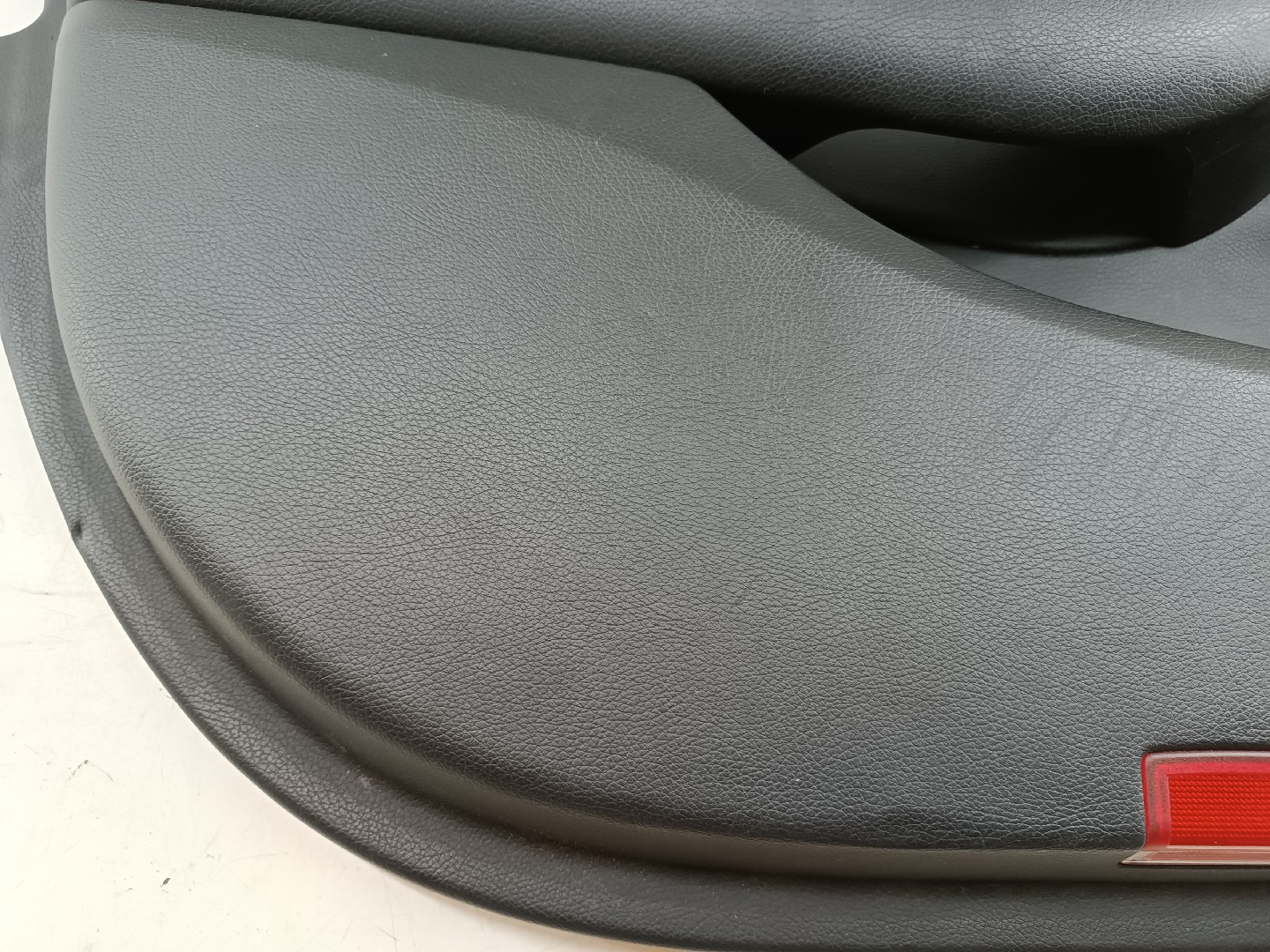 Quartela de porta frente esquerda MERCEDES-BENZ C-CLASS (W205) | 13 -  Imagem-9