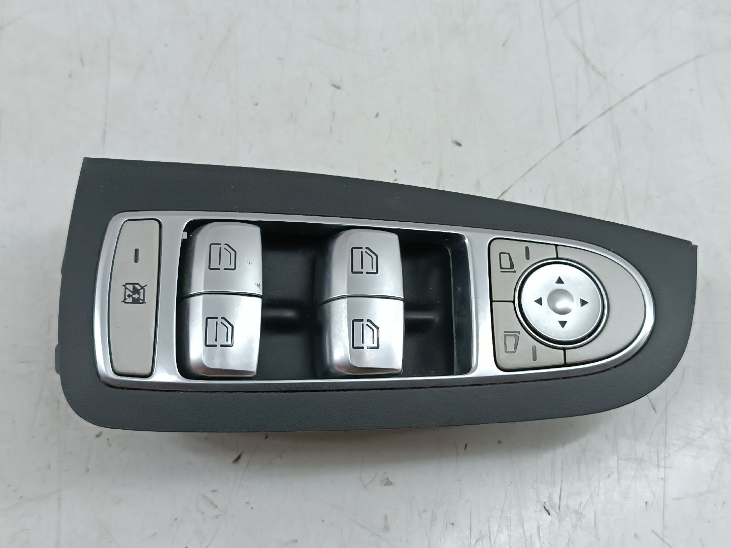 Comutador de vidro frente esquerdo MERCEDES-BENZ C-CLASS (W205) | 13 -  Imagem-3