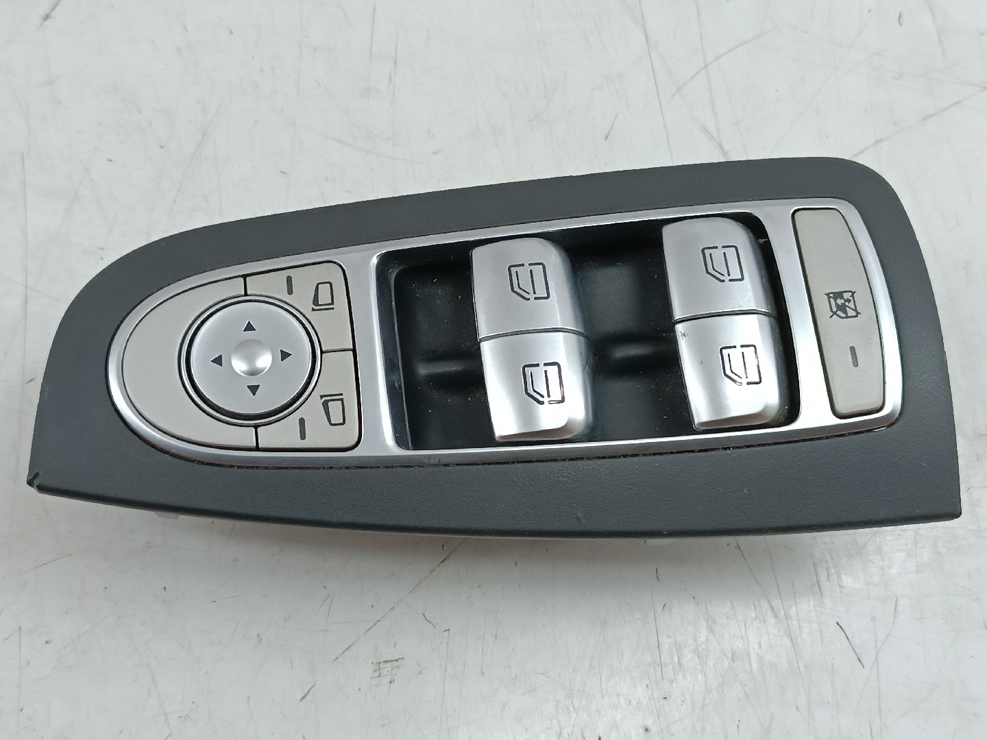 Comutador de vidro frente esquerdo MERCEDES-BENZ C-CLASS (W205) | 13 -  Imagem-4