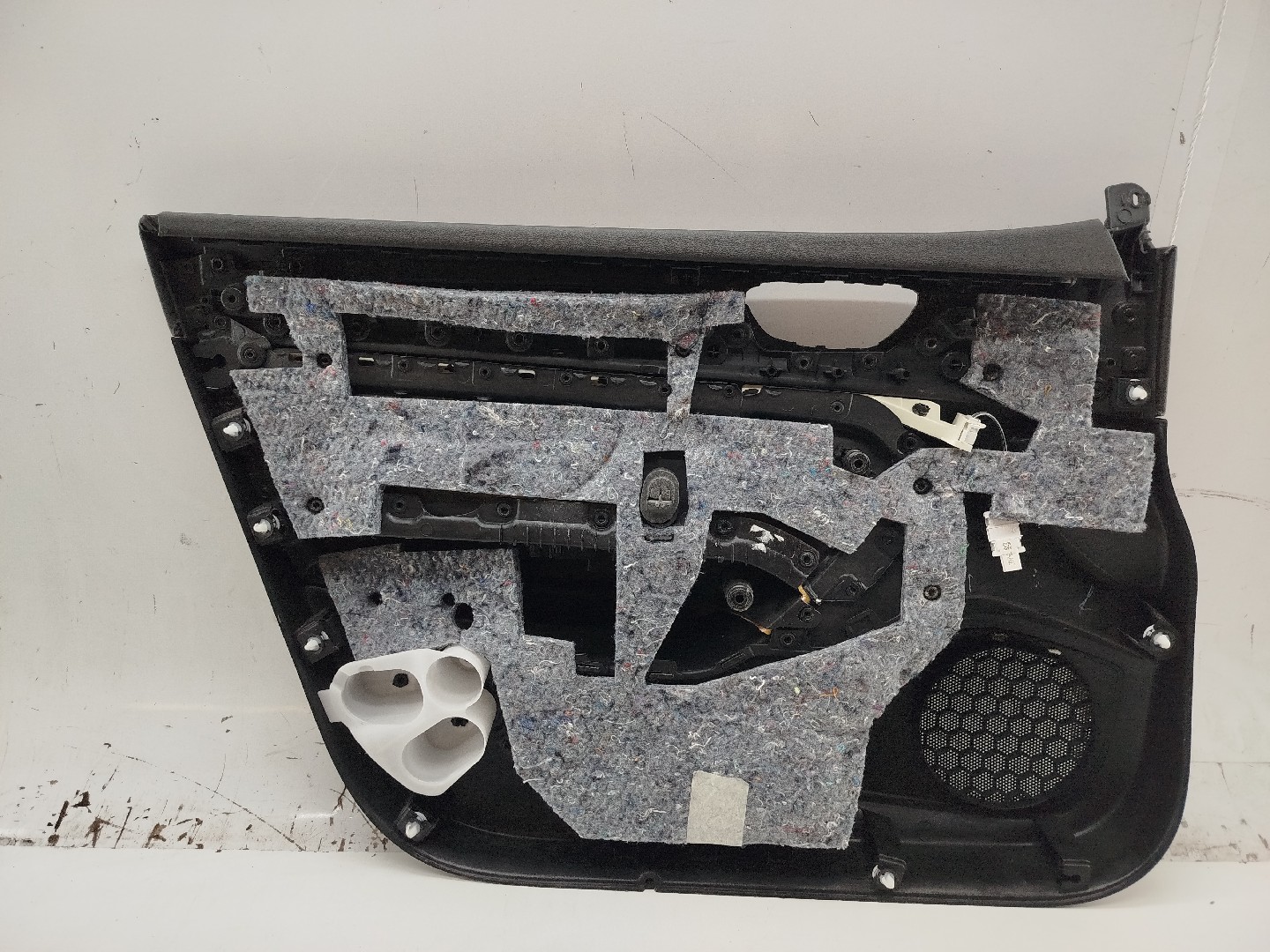 Quartela de porta frente direita RENAULT MEGANE IV Hatchback (B9A/M/N_) | 15 -  Imagem-2