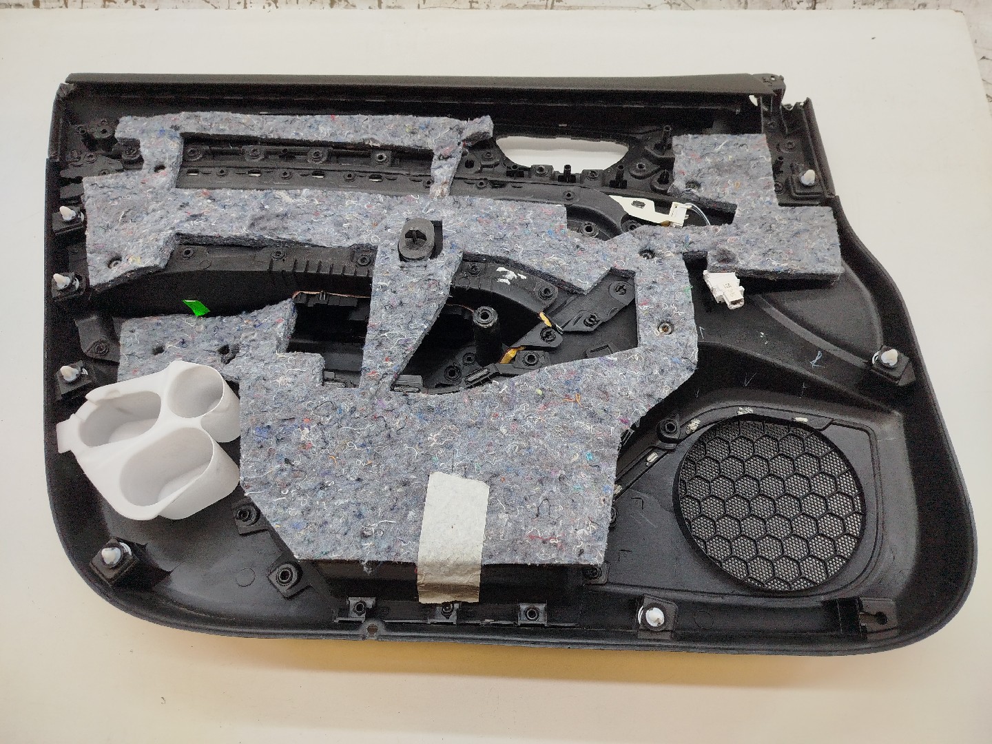 Quartela de porta frente direita RENAULT MEGANE IV Hatchback (B9A/M/N_) | 15 -  Imagem-4