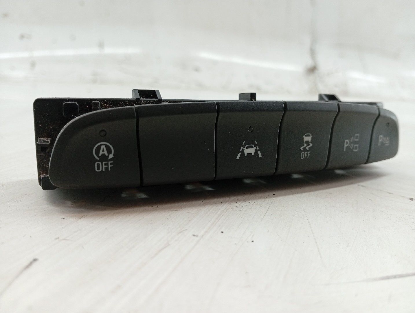 Comutador de consola central OPEL ASTRA K (B16) | 15 - 