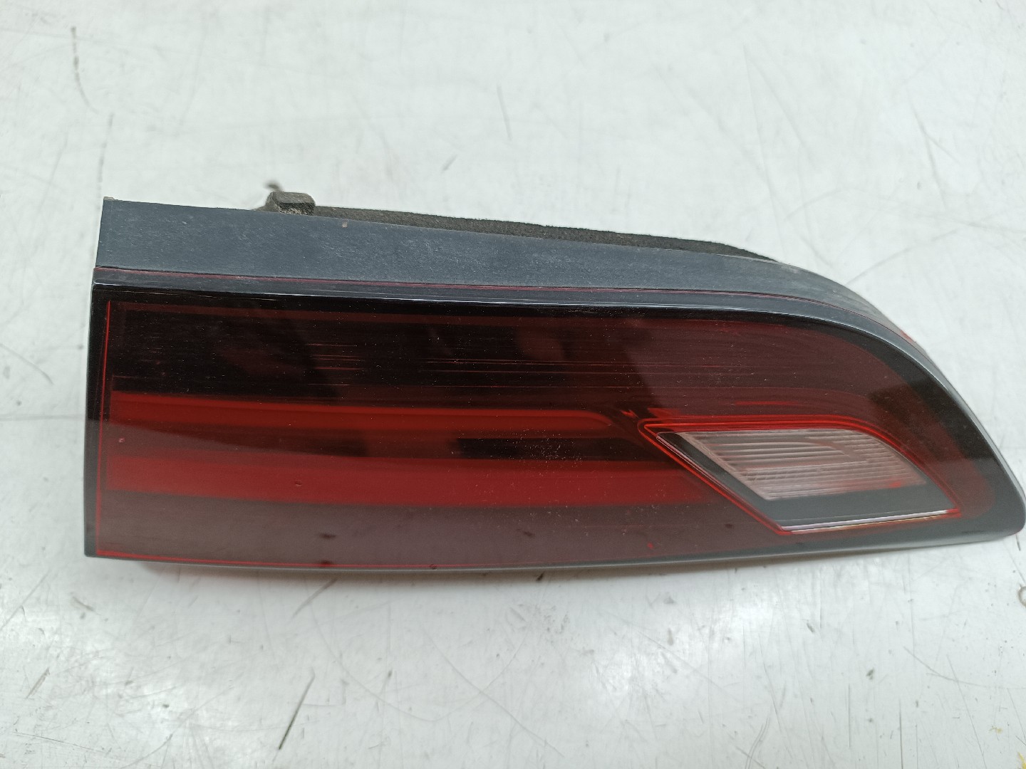 Farolim da Mala Direito OPEL ASTRA K (B16) | 15 -  Imagem-3