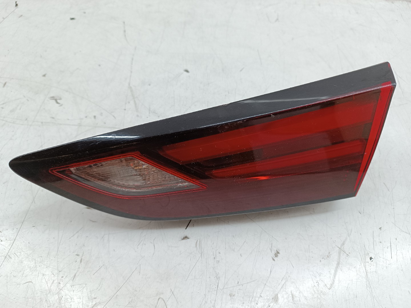 Farolim da Mala Direito OPEL ASTRA K (B16) | 15 -  Imagem-4