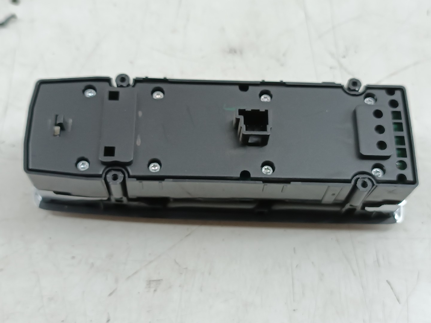 Comutador de vidro frente esquerdo MERCEDES-BENZ C-CLASS (W204) | 07 - 15 Imagem-1