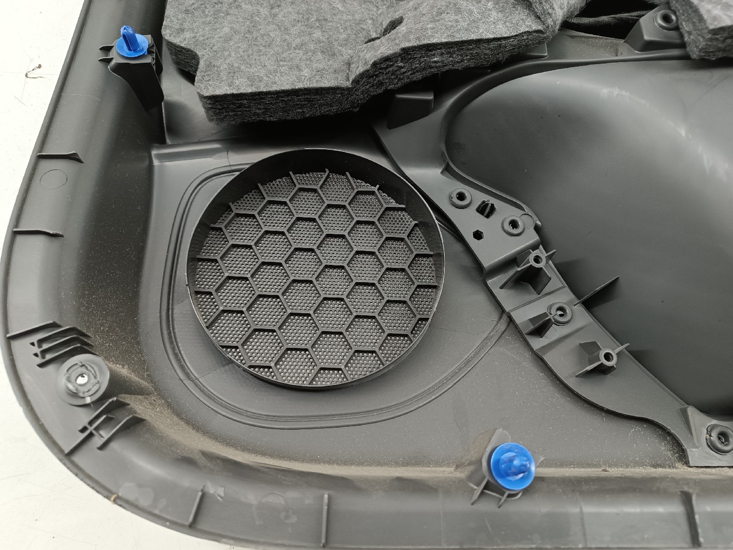 Quartela de porta frente esquerda OPEL ASTRA K (B16) | 15 -  Imagem-1