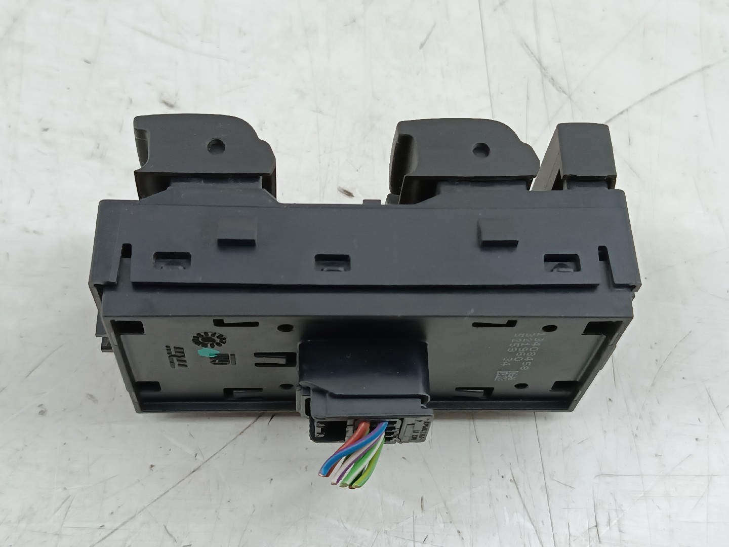 Comutador de vidro frente esquerdo OPEL ASTRA K (B16) | 15 - 