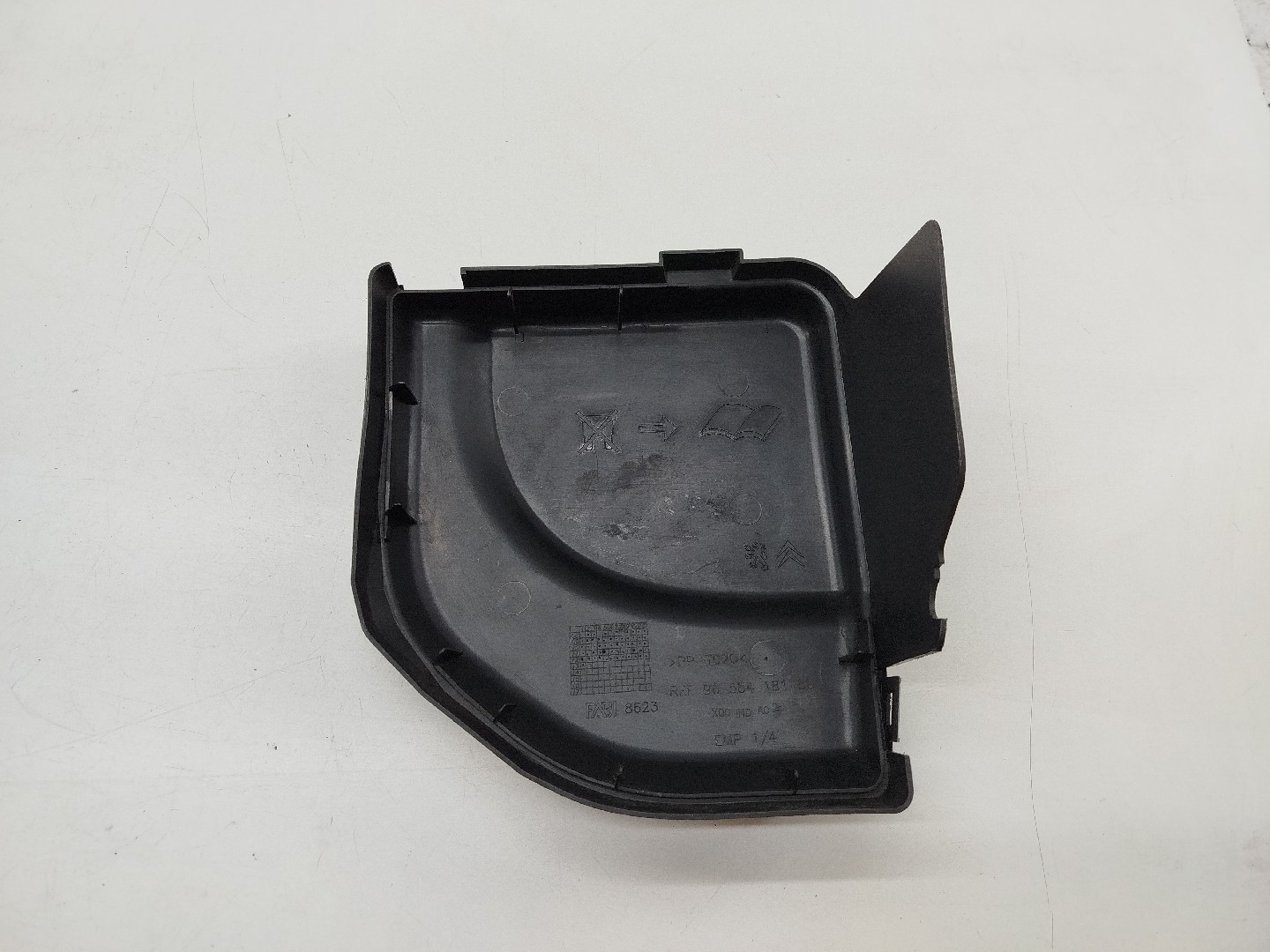 Tampa de caixa de fusiveis CITROEN DS5 | 11 - 15 Imagem-1