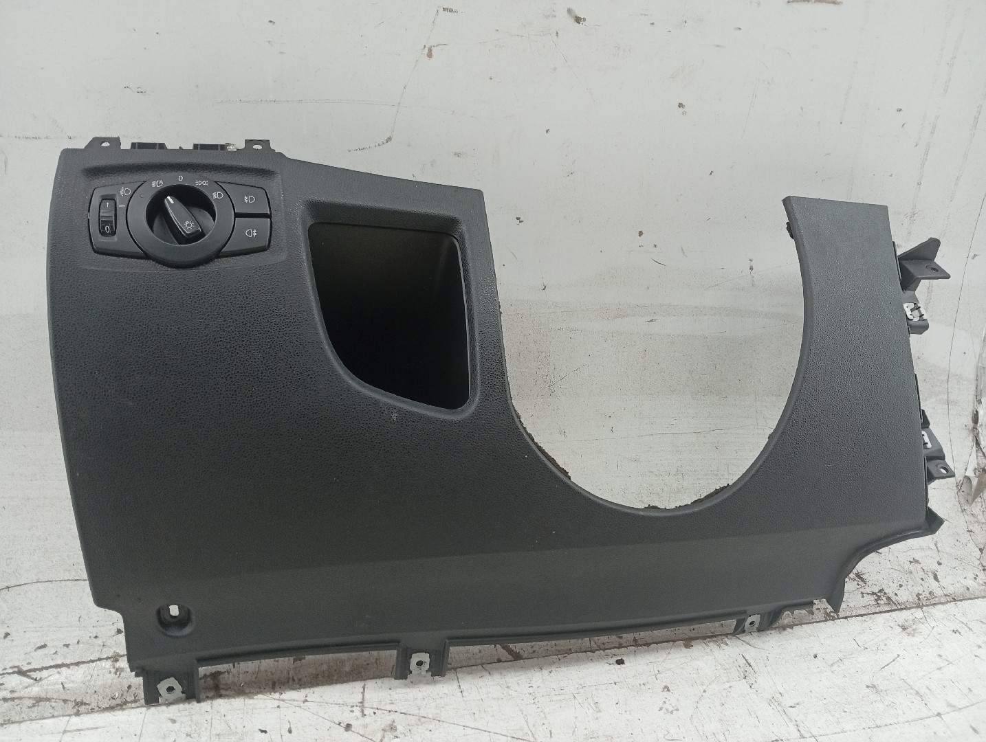 Acabamento inferior do tablier BMW 1 (E87) | 03 - 13