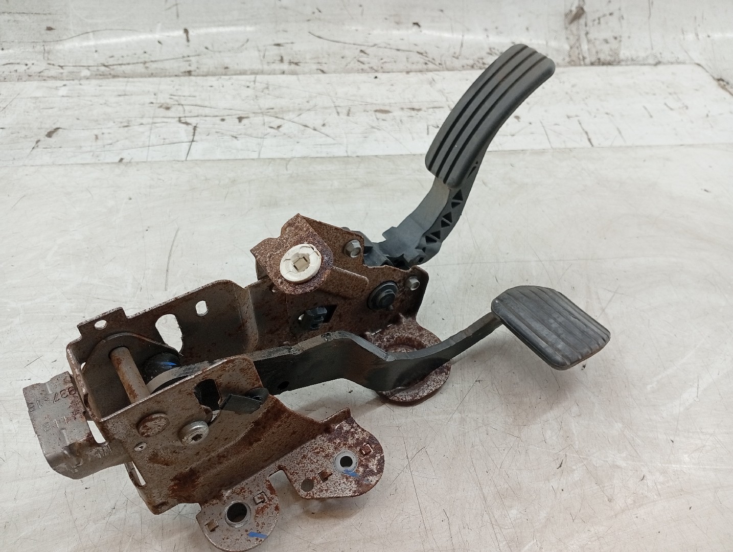 Pedal acelerador e travão RENAULT MEGANE III Grandtour (KZ0/1) | 08 -  Imagem-3