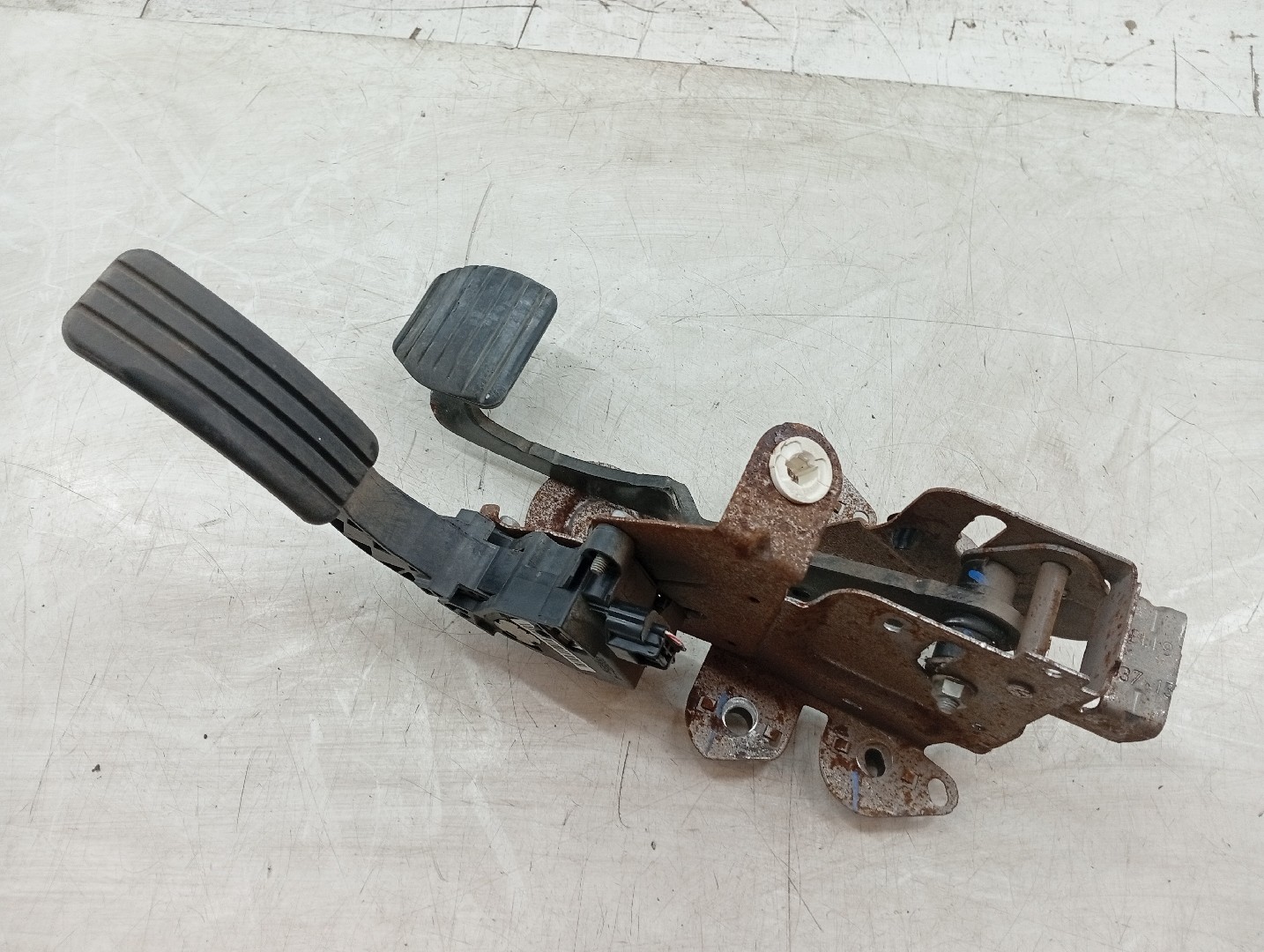 Pedal acelerador e travão RENAULT MEGANE III Grandtour (KZ0/1) | 08 -  Imagem-7