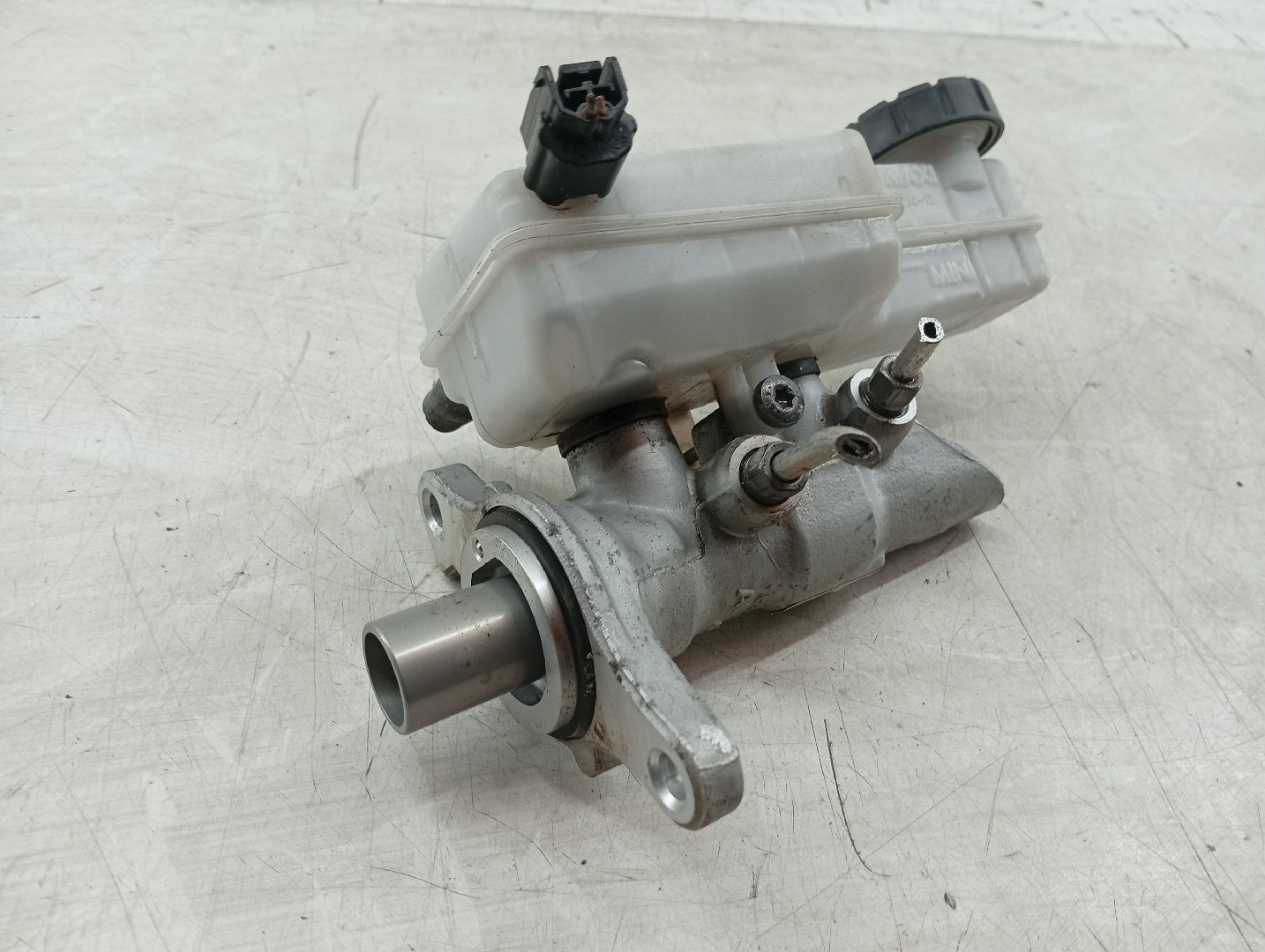 Bomba dos Travões RENAULT MEGANE III Grandtour (KZ0/1) | 08 -  Imagem-3