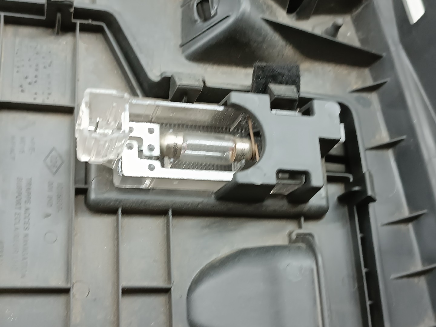 Porta luvas RENAULT MEGANE III Grandtour (KZ0/1) | 08 -  Imagem-1