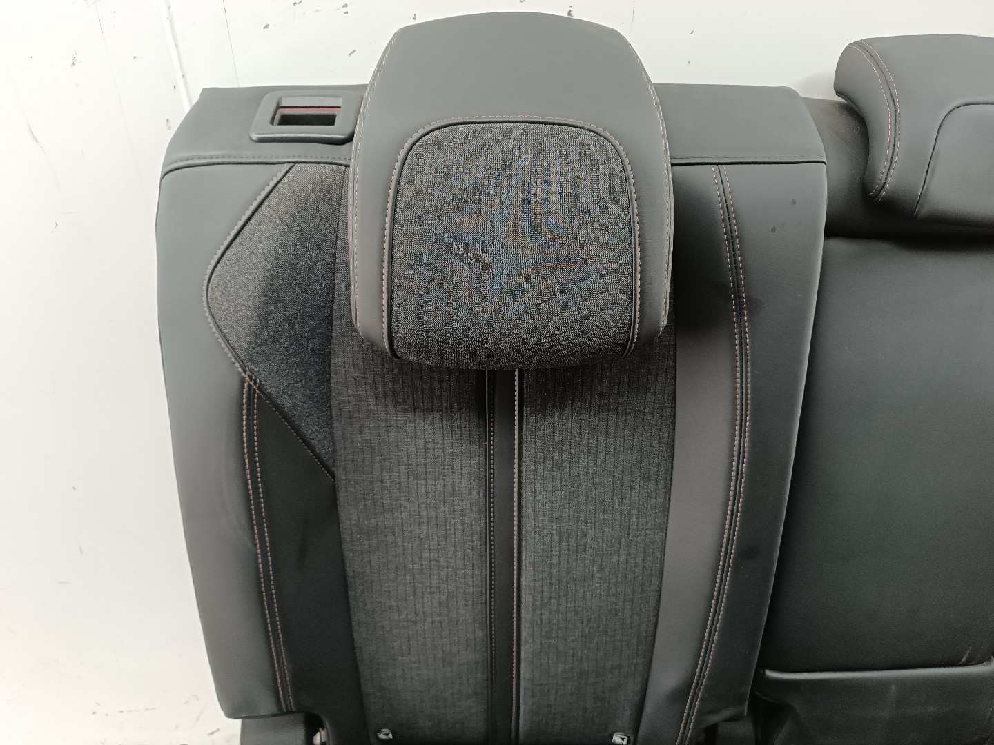 Conjunto de bancos com airbags PEUGEOT 3008 SUV (M_) | 16 -  Imagem-16