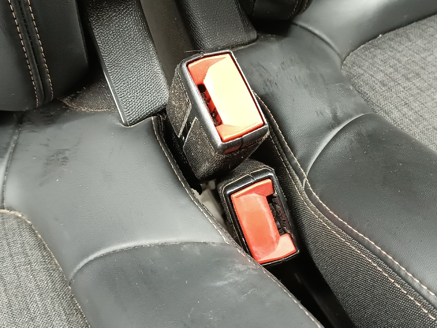 Conjunto de bancos com airbags PEUGEOT 3008 SUV (M_) | 16 -  Imagem-3