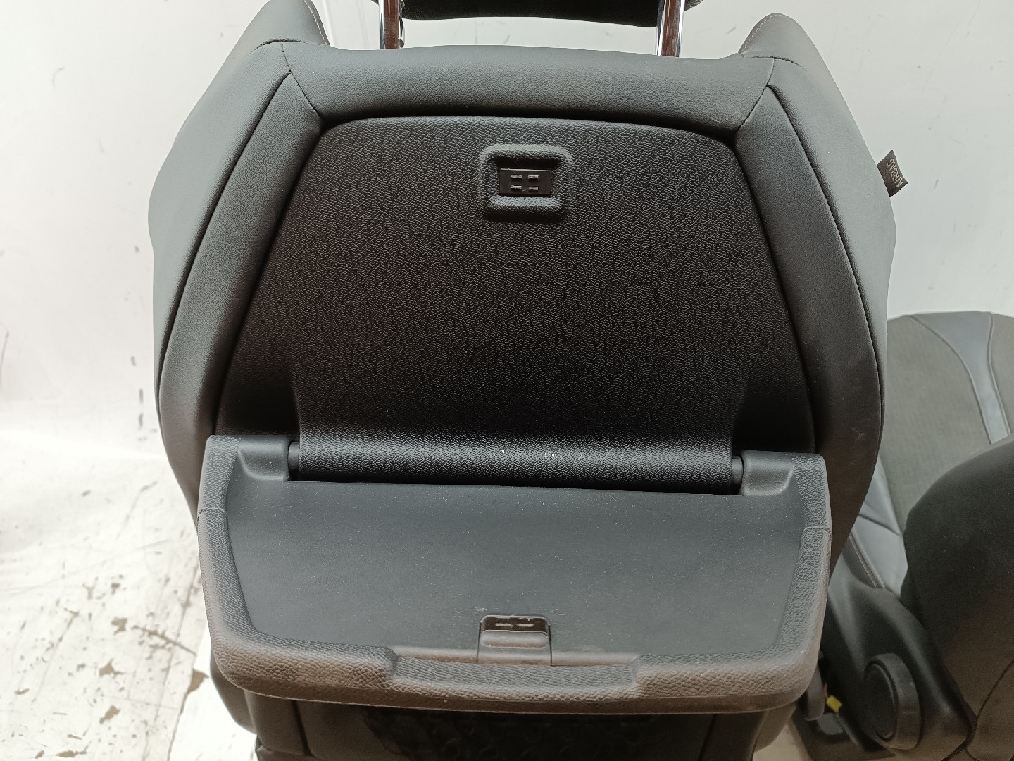 Conjunto de bancos com airbags PEUGEOT 3008 SUV (M_) | 16 -  Imagem-8