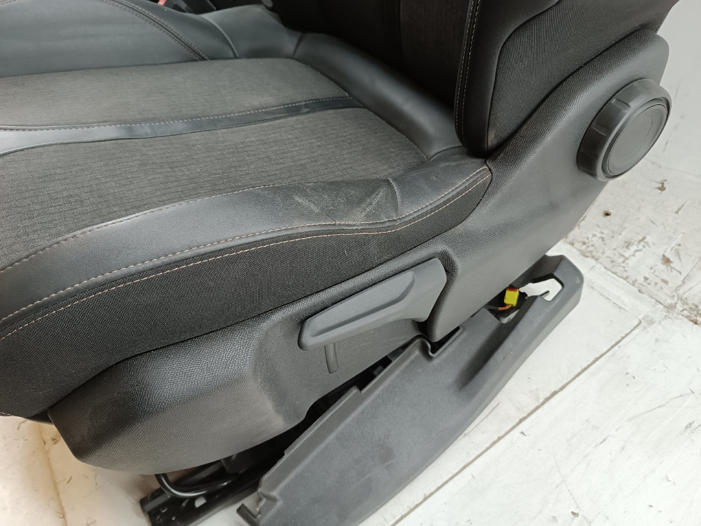 Conjunto de bancos com airbags PEUGEOT 3008 SUV (M_) | 16 -  Imagem-6