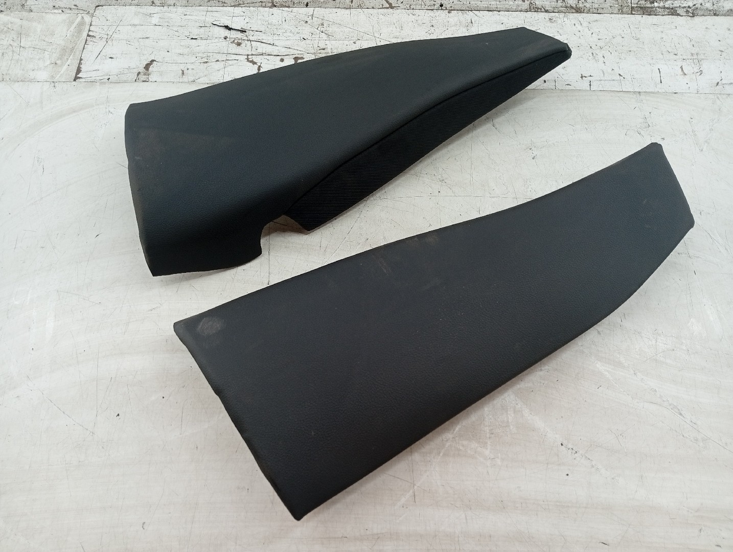 Acabamento de Bancos BMW 1 (F40) | 19 - 