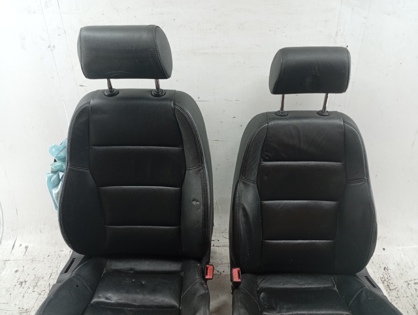 Bancos e quartelas AUDI A4 Avant (8E5, B6) | 00 - 05 Imagem-2