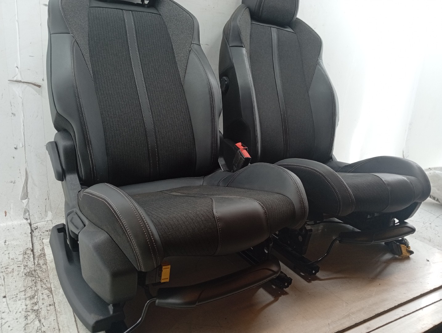 Conjunto de bancos com airbags PEUGEOT 5008 II | 16 -  Imagem-8