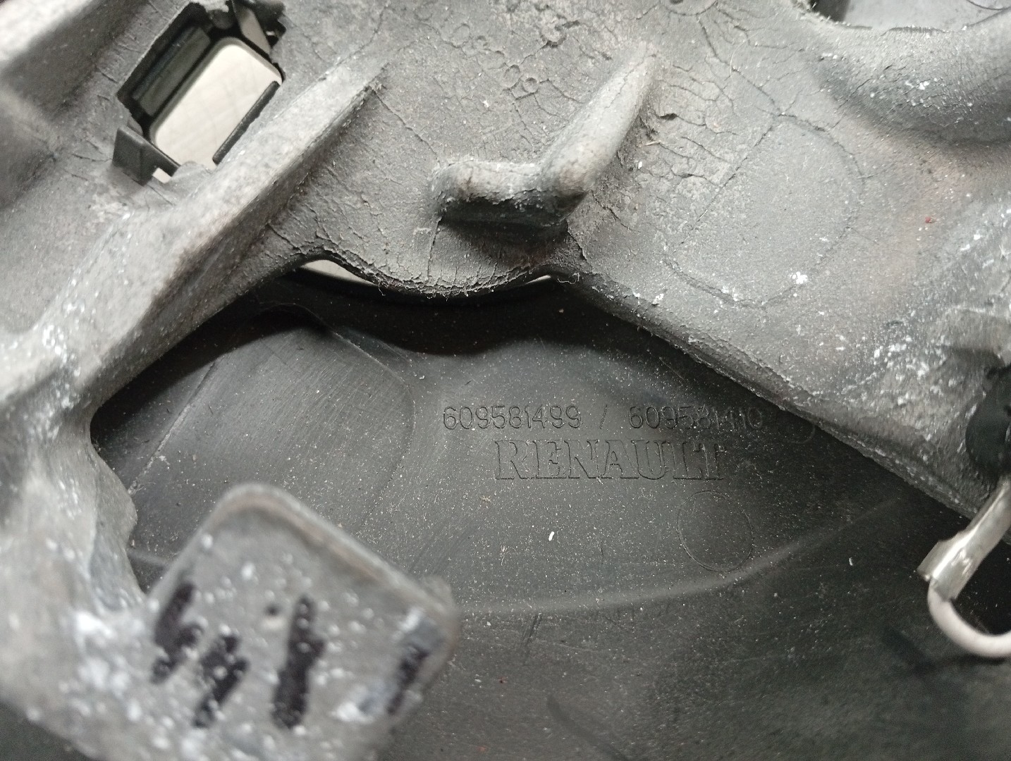 Volante RENAULT MEGANE III Grandtour (KZ0/1) | 08 -  Imagem-1