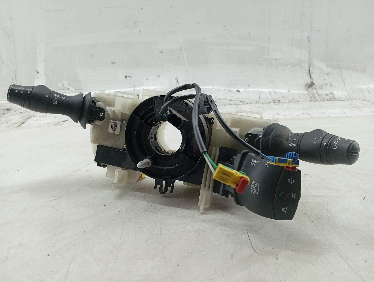 Comutador luzes,piscas,limp vidros e fita airbag RENAULT MEGANE III Grandtour (KZ0/1) | 08 -  Imagem-1