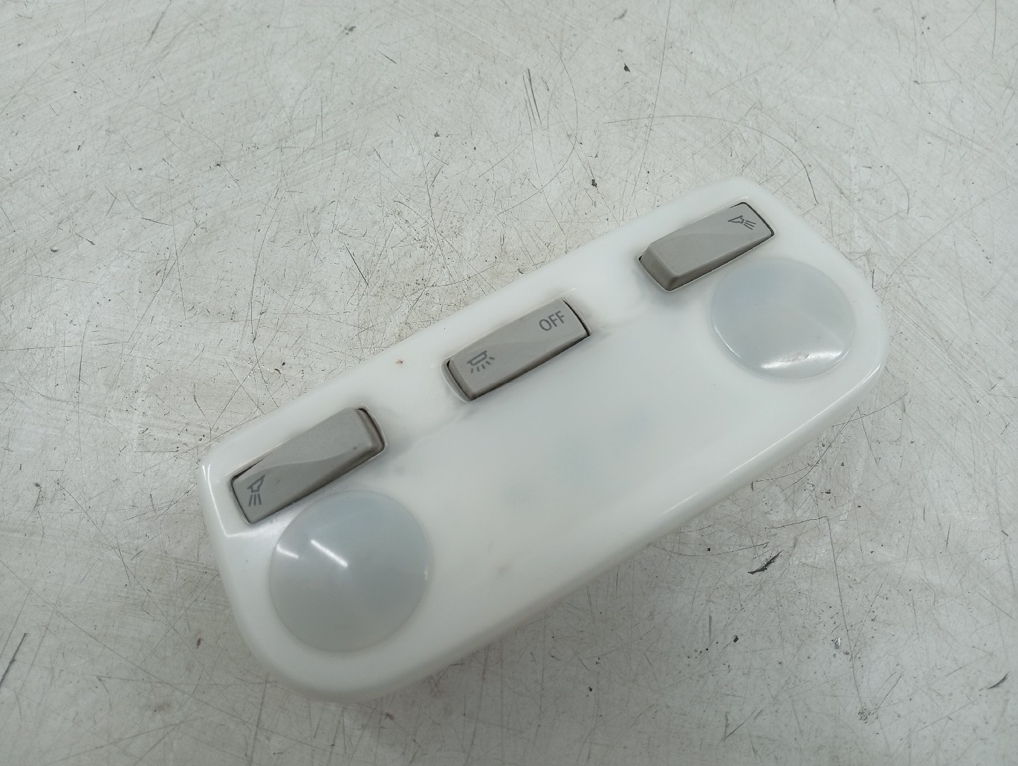 Luz teto frente plafonier RENAULT MEGANE III Grandtour (KZ0/1) | 08 -  Imagem-4