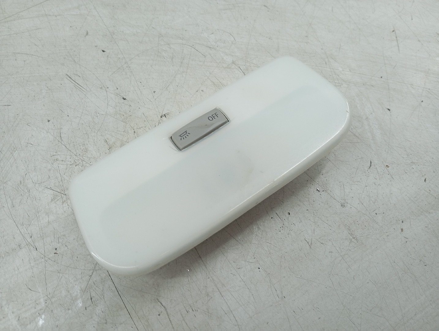 Plafonier traseira RENAULT MEGANE III Grandtour (KZ0/1) | 08 -  Imagem-4