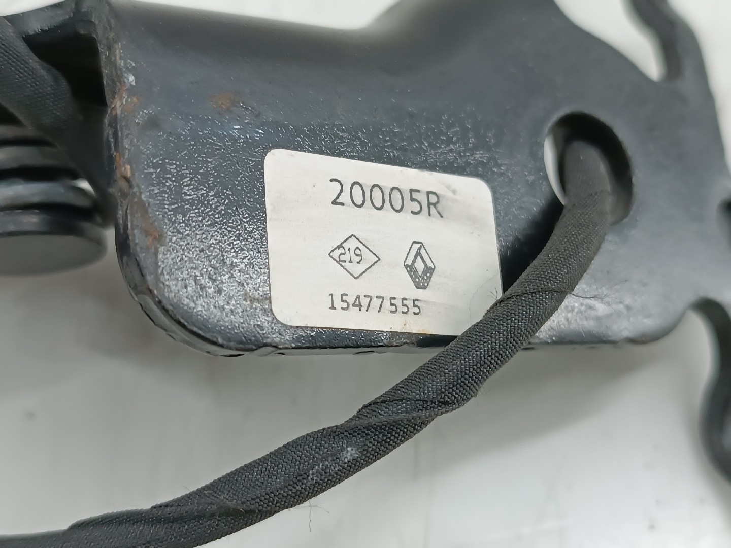 Encaixe cinto traseiro RENAULT MEGANE III Grandtour (KZ0/1) | 08 -  Imagem-1