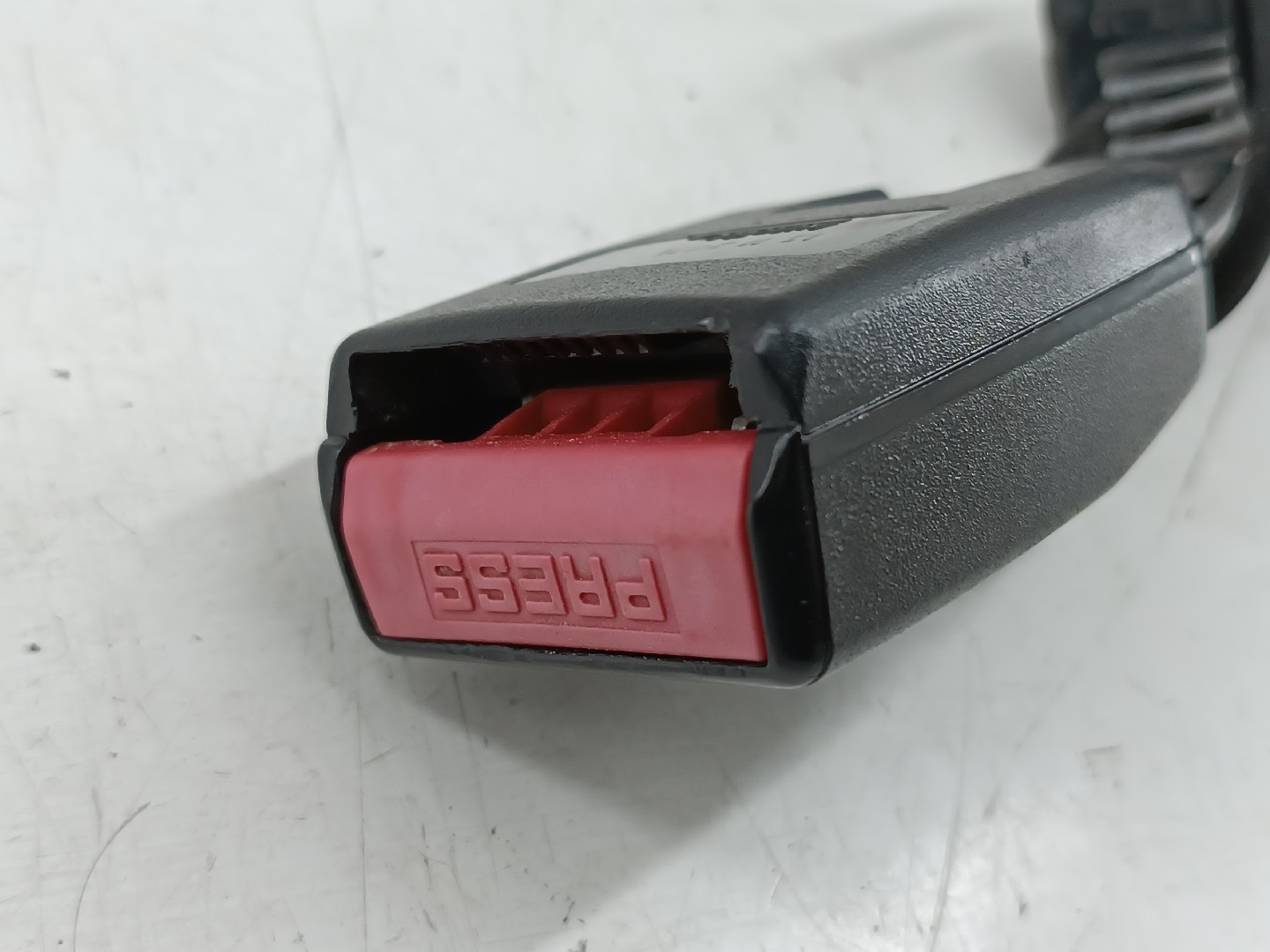 Encaixe cinto traseiro RENAULT MEGANE III Grandtour (KZ0/1) | 08 -  Imagem-3