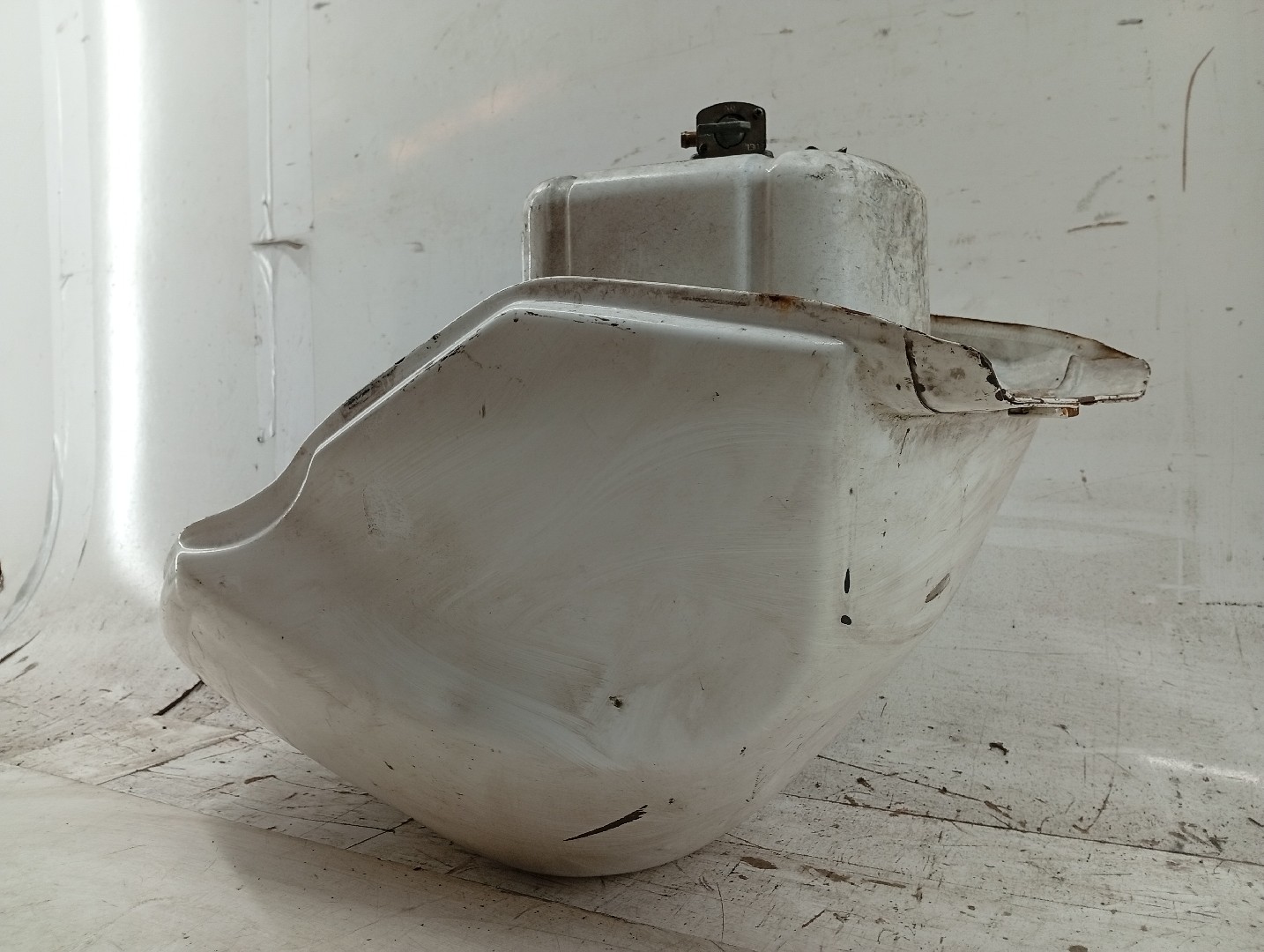 Depósito de Combustível YAMAHA MOTORCYCLES XJ |  -  Imagem-2