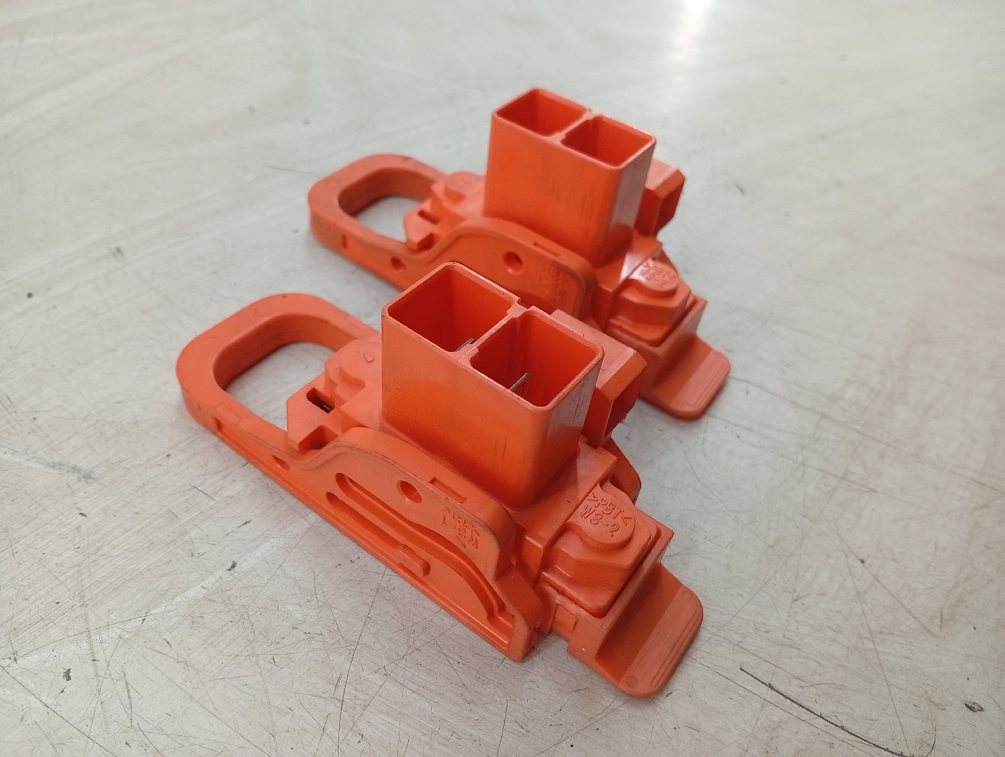 Módulo de fusíveis de bateria CITROEN DS5 | 11 - 15 Imagem-1