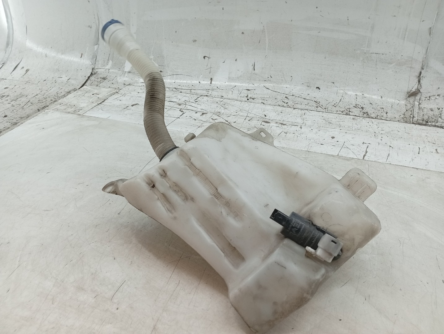 Reservatório de água do limpa para-brisas CITROEN DS5 | 11 - 15 Imagem-2