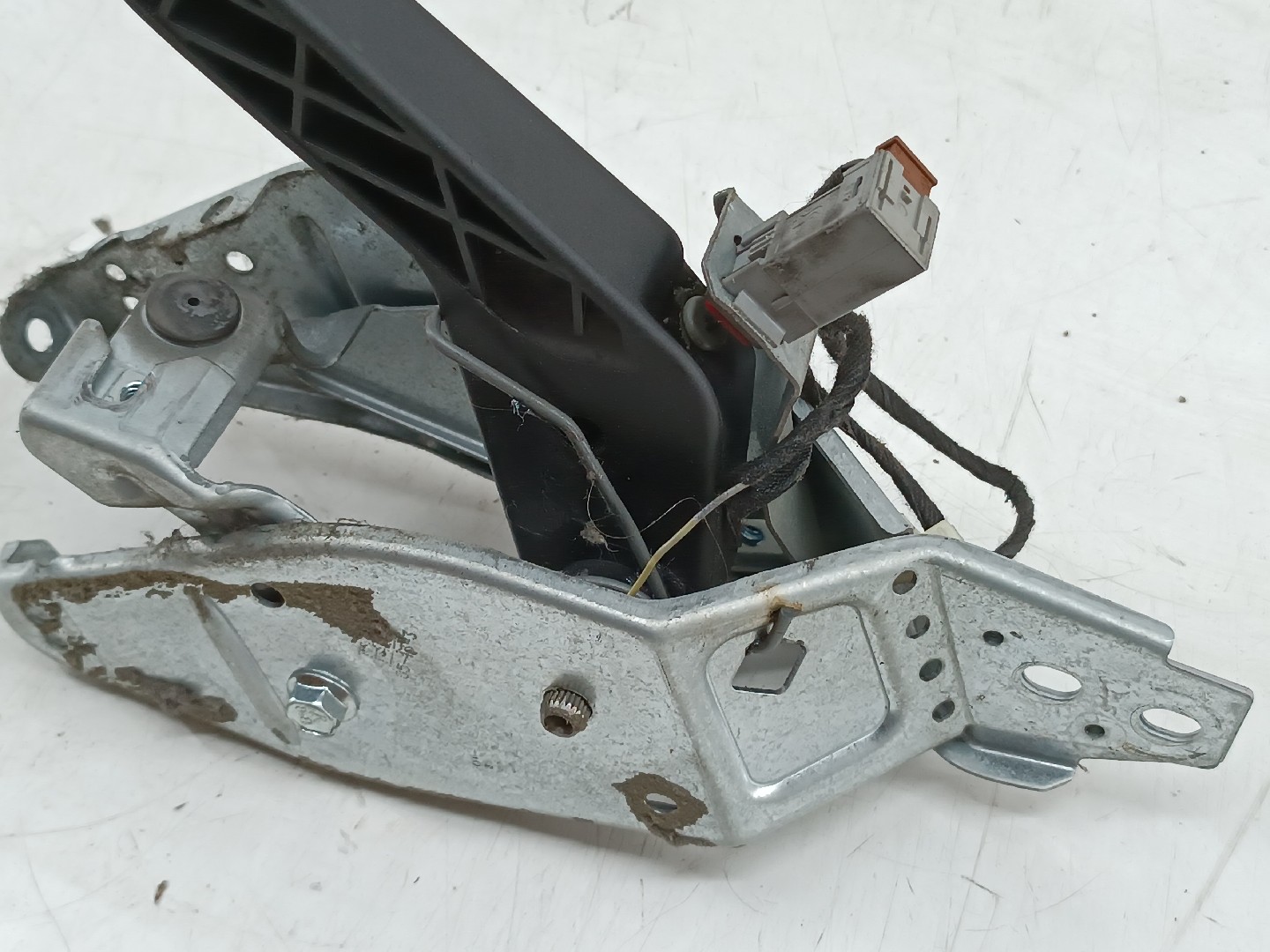 Pedal de travão OPEL ASTRA H GTC (A04) | 05 - 10 Imagem-1