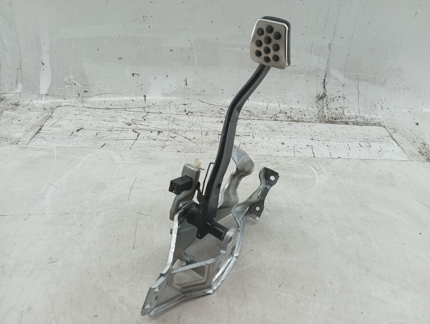Pedal de embraiagem OPEL ASTRA H GTC (A04) | 05 - 10