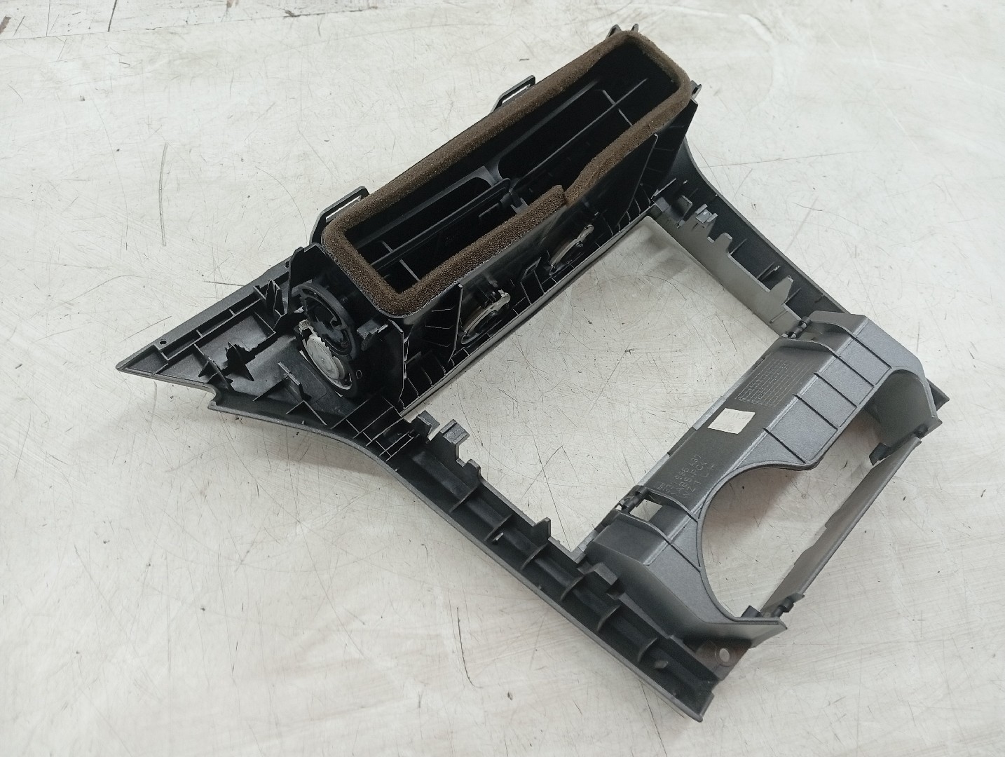 Moldura Consola Central OPEL ASTRA H GTC (A04) | 05 - 10 Imagem-1