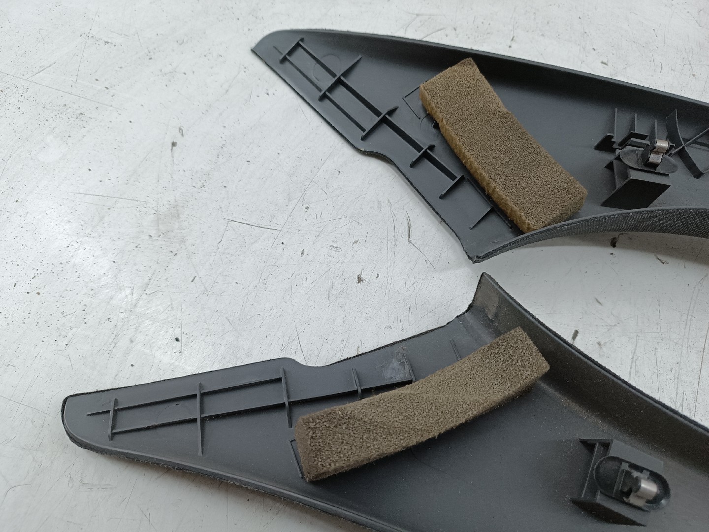 Moldura de pilar A OPEL ASTRA H GTC (A04) | 05 - 10 Imagem-4