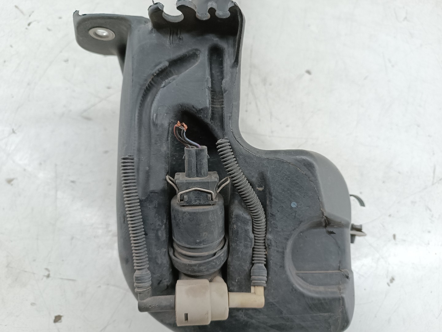 Reservatório de água do limpa para-brisas OPEL ASTRA H GTC (A04) | 05 - 10 Imagem-3