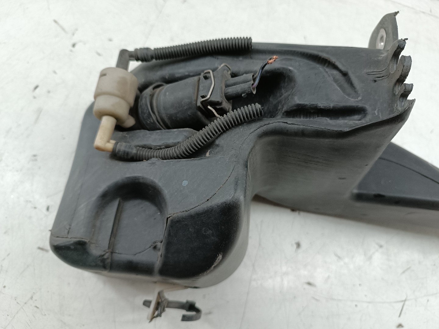 Reservatório de água do limpa para-brisas OPEL ASTRA H GTC (A04) | 05 - 10 Imagem-4