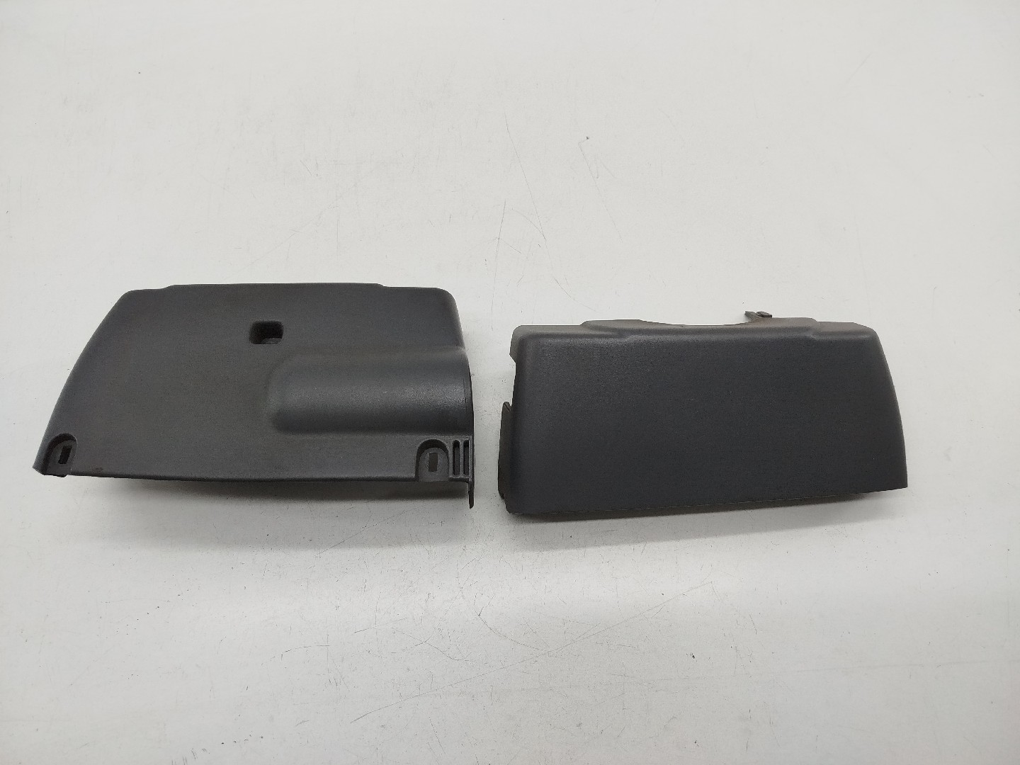 Capa de coluna de direção RENAULT CLIO I (B/C57_, 5/357_) | 90 - 98