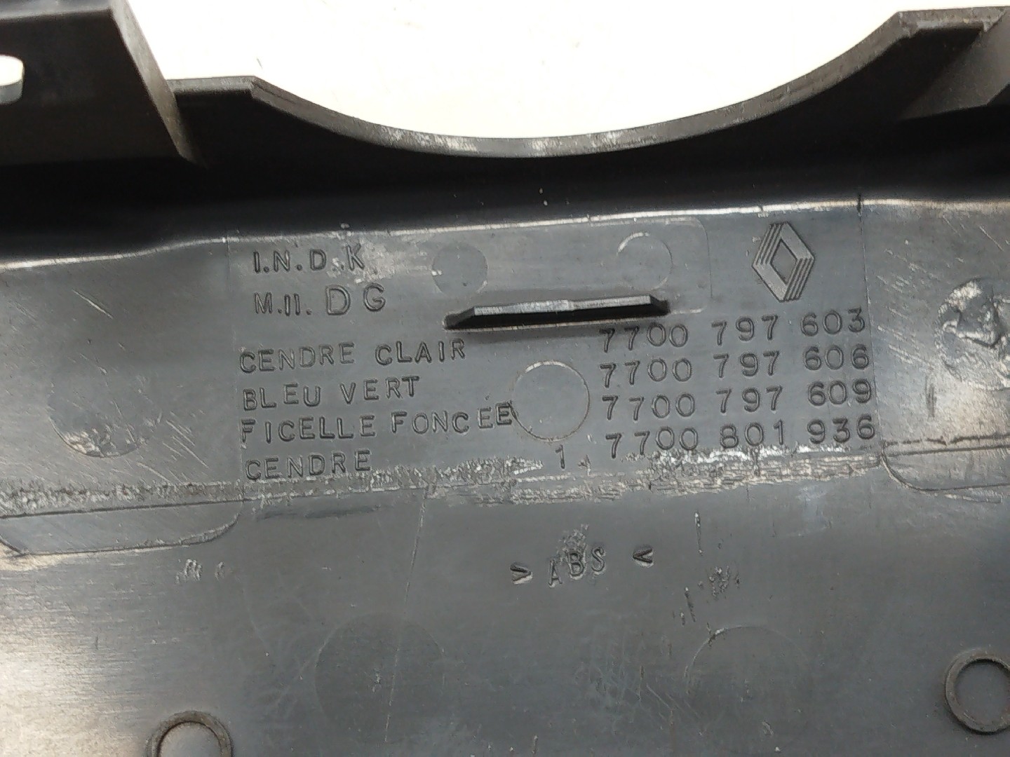 Capa de coluna de direção RENAULT CLIO I (B/C57_, 5/357_) | 90 - 98 Imagem-2