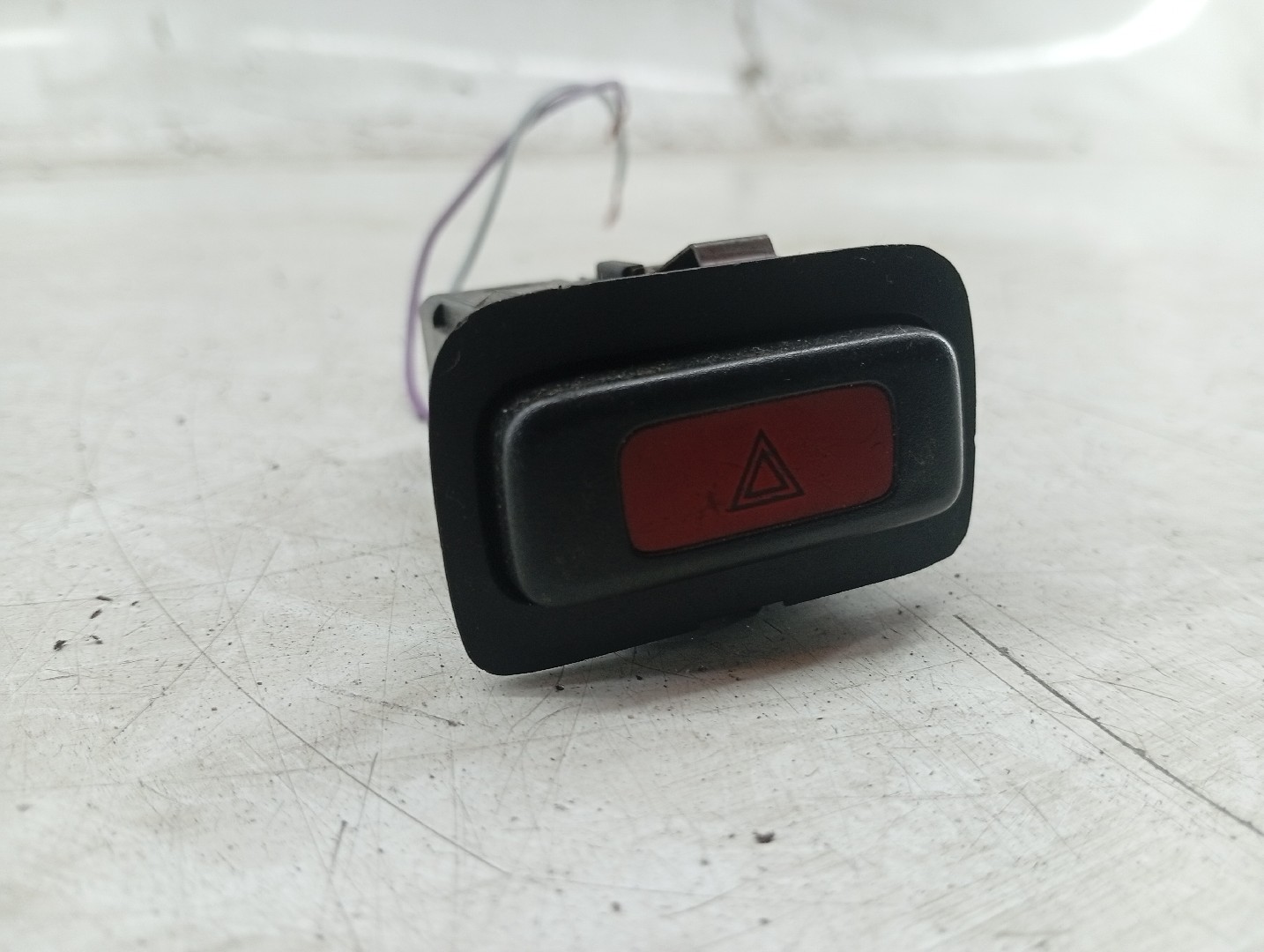 Interruptor 4 piscas HONDA CIVIC V três volumes (EG, EH) | 91 - 96 Imagem-3