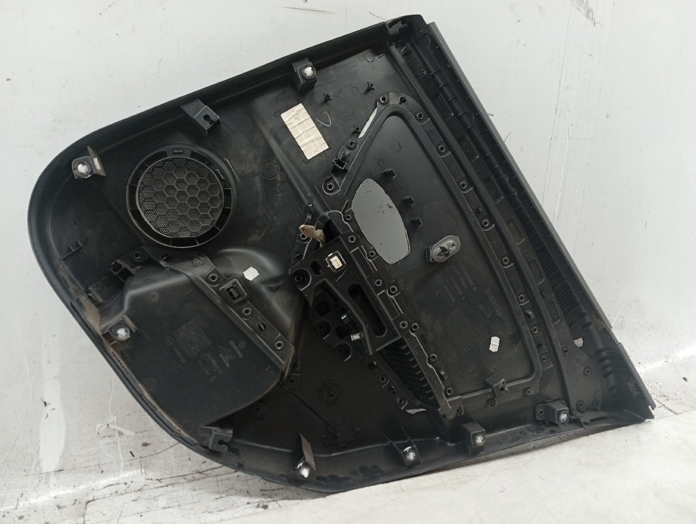 Quartela de porta trás esquerda RENAULT MEGANE III Grandtour (KZ0/1) | 08 -  Imagem-3