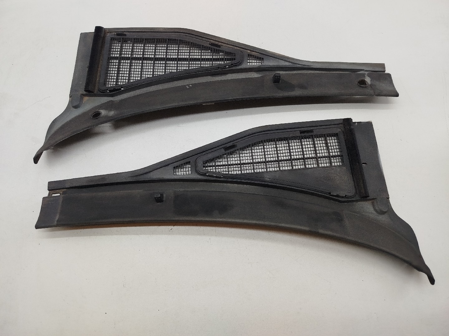 Grelha de torpedo RENAULT CLIO I (B/C57_, 5/357_) | 90 - 98